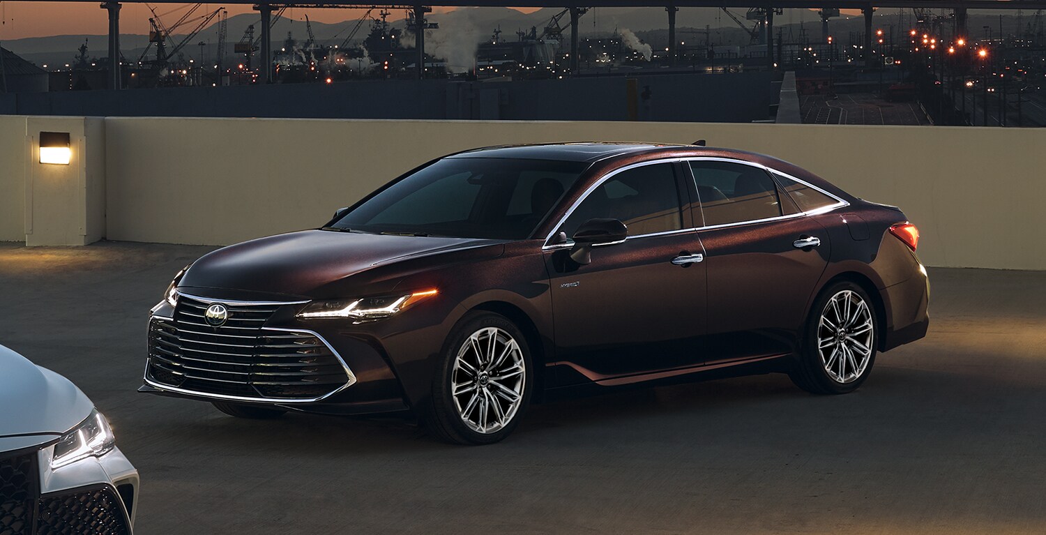 Toyota Hybrid for Everyone at Bobby Rahal Toyota | 2022 Toyota Avalon Hybrid parked at night