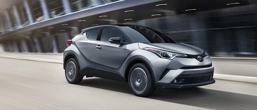 CHRMY19_Footer_SilverR.jpg 2019 Silver C-HR driving fast
