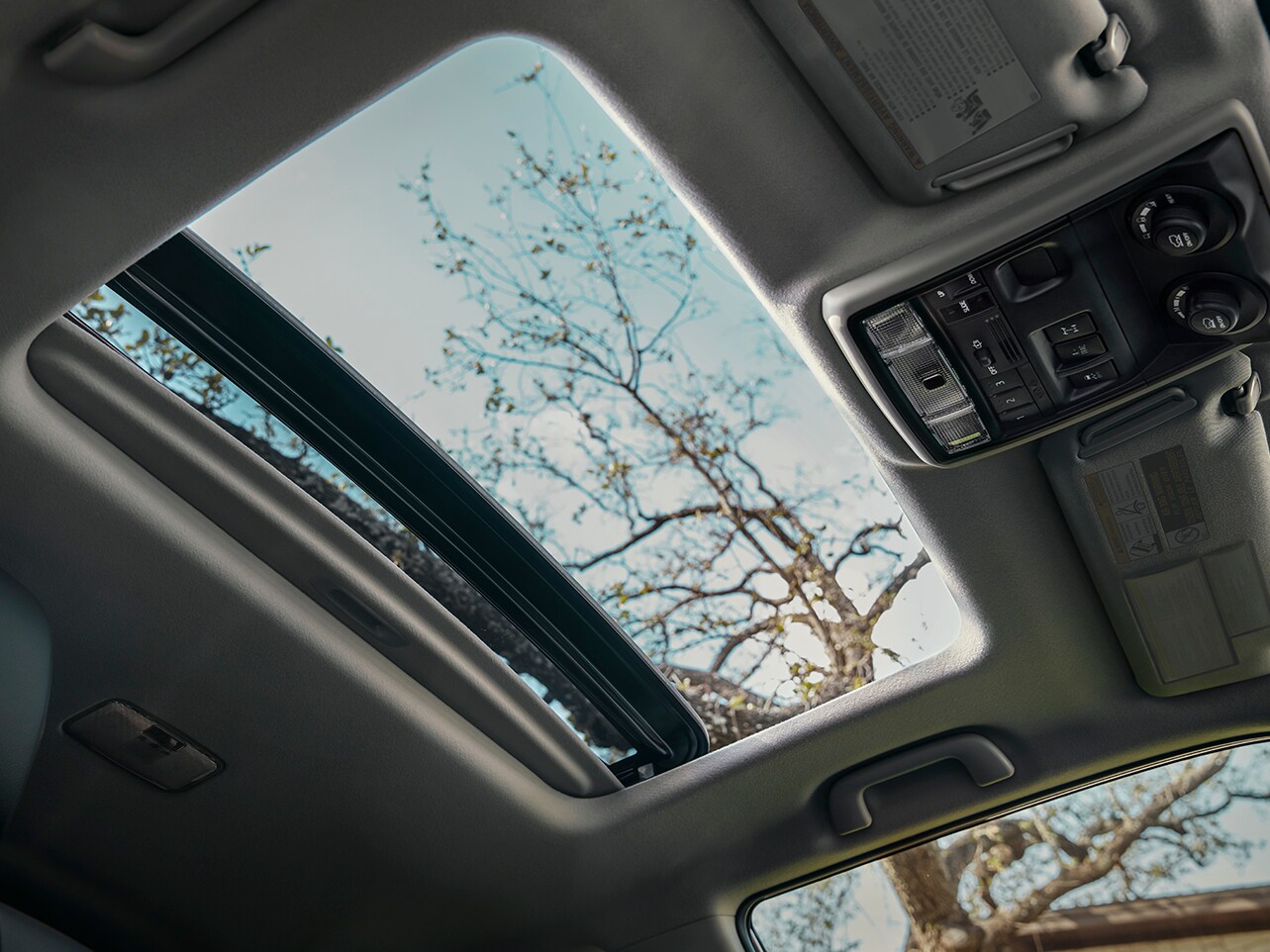 FRN19_Sunroof_Grey.jpg view of the sunroof inside the 4Runner