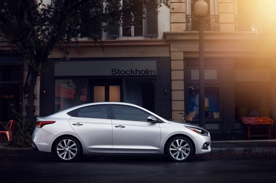 2021-Hyundai-Accent-Limited-Sedan-L06.jpeg