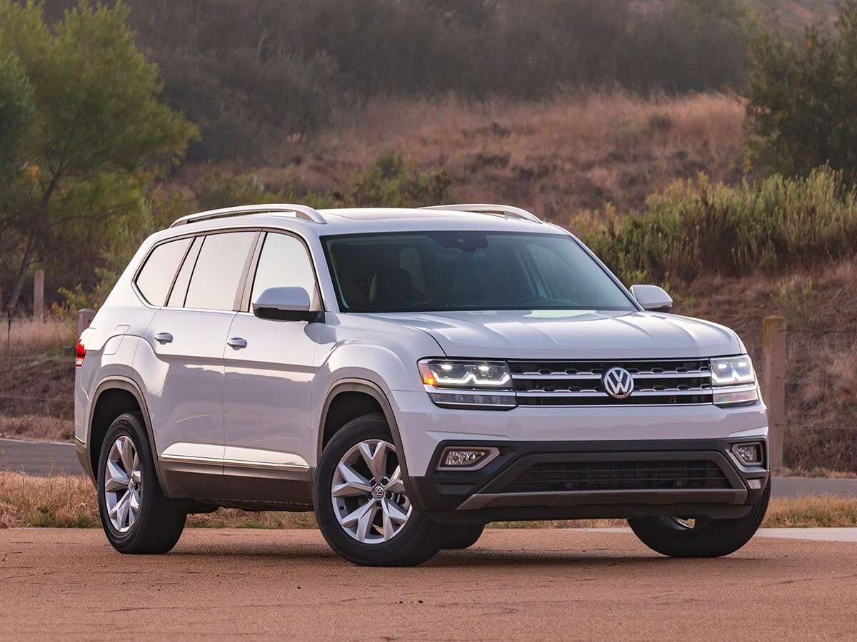 2018-Volkswagen-Atlas-bob-penkhus-dealerships.jpg a 2018 vw atlas