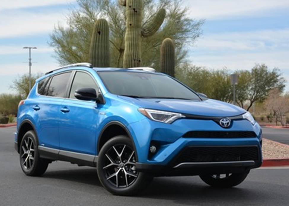 2018_Toyota_RAV4-bob-penkhus-dealerships.jpg