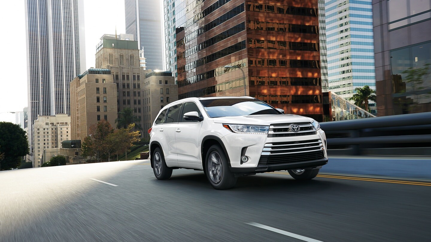 2019-toyota-highlander-bob-penkhus-dealerships-colorado.jpg