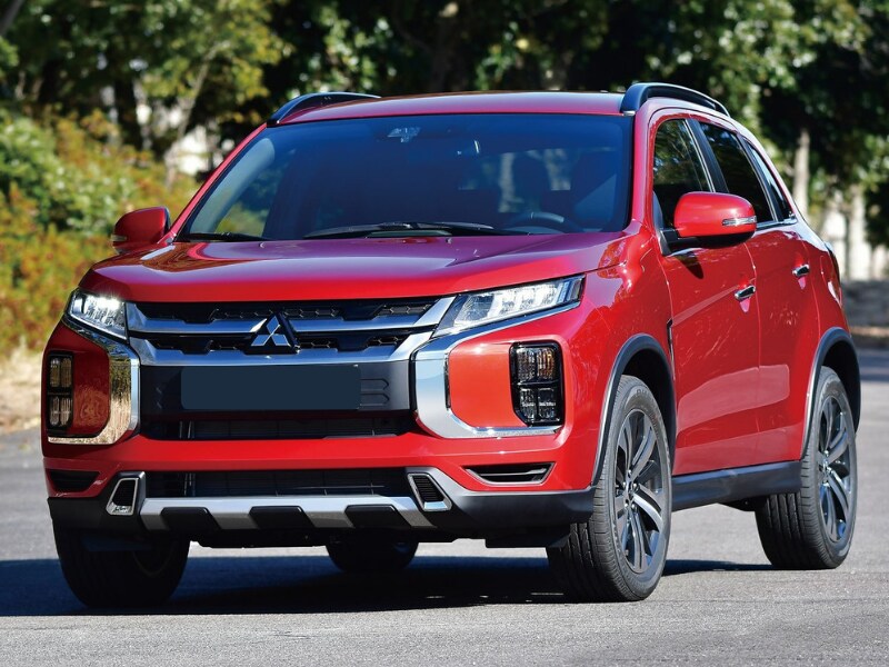 2020 Mitsubishi Outlander Sport red color