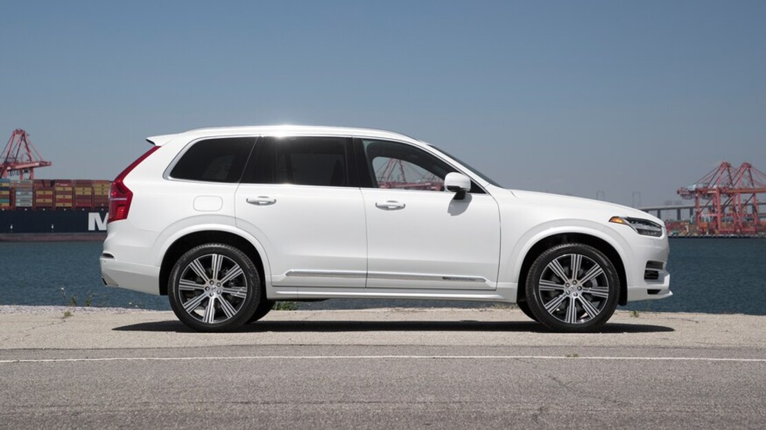 2021-Volvo-XC90-T8-E-AWD-Inscription-6.jpg