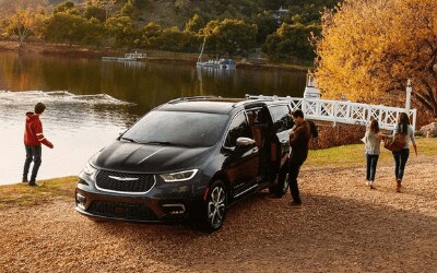 Chrysler Dealership Champaign Illinois Chrysler Vehicle Specials.png