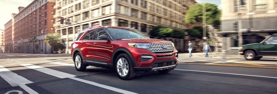 2020 Ford Explorer Driving in Jacksonville, IL