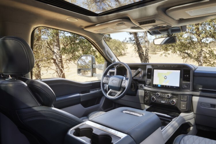 F350 3 Ford F-350 interior