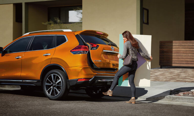 2020 Nissan Rogue Cargo