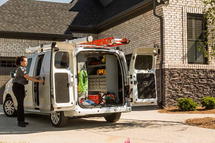NV 200.jpg