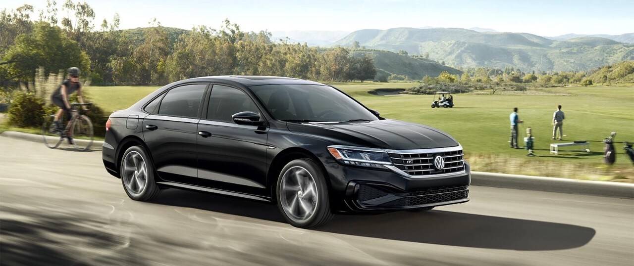2020 volkswagen passat in traffic