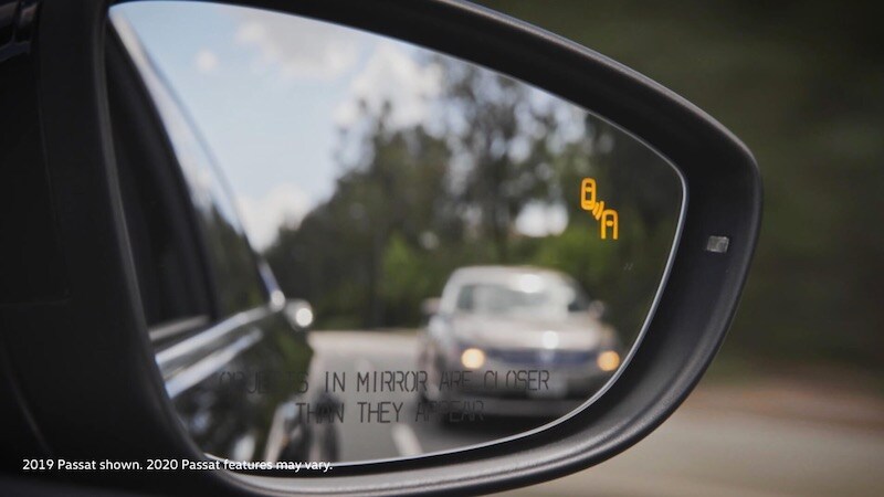 2020 Volkswagen Passat Blind Spot Monitor