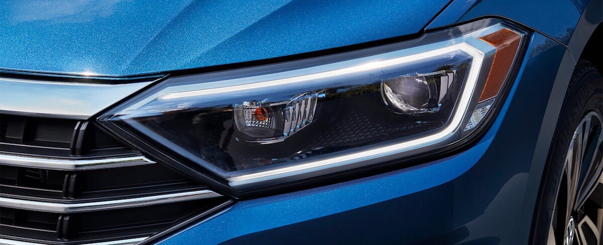 new 2019 Volkswagen Jetta fuel economy vs the competition