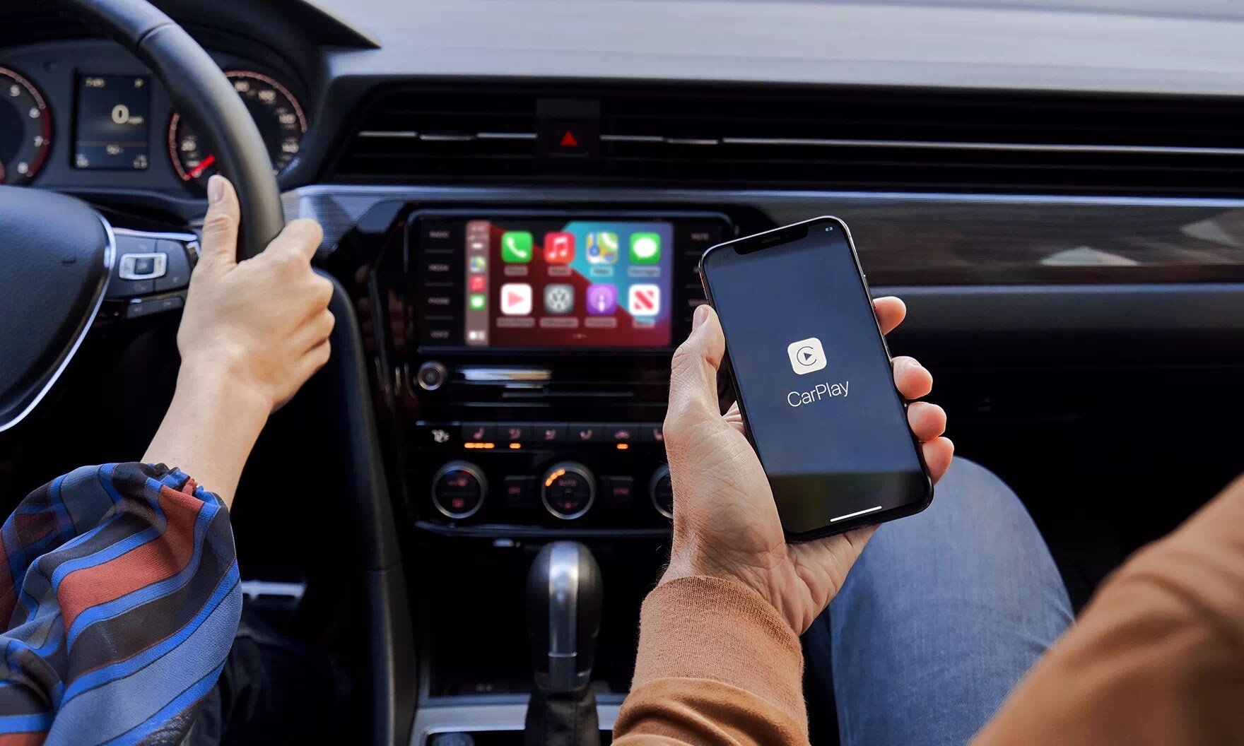 2021 Volkswagen Atlas Cross Sport with app-connect