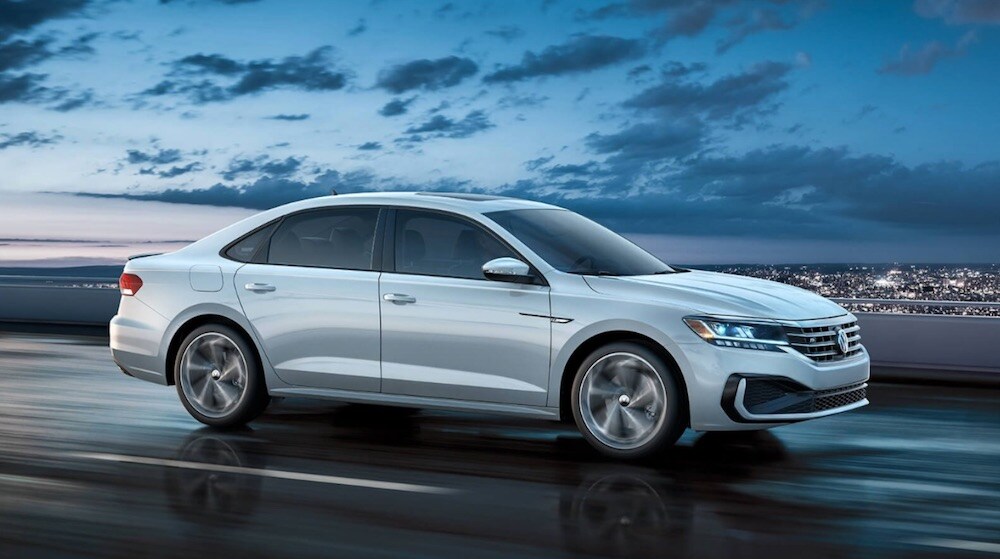 2020 volkswagen passat R-Line design