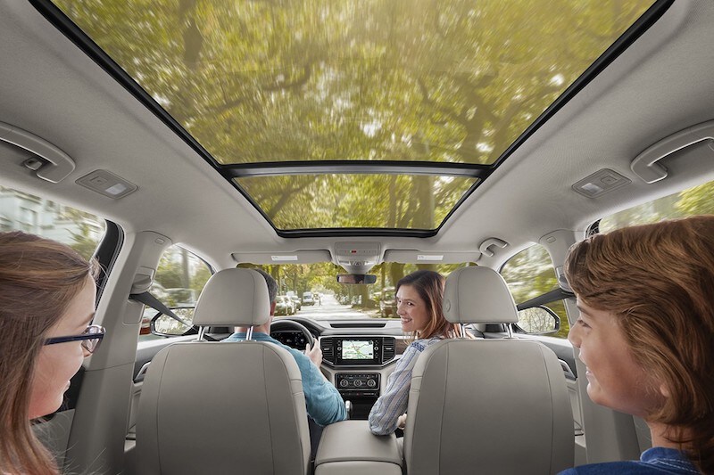 2020 volkswagen atlas with panoramic sunroof