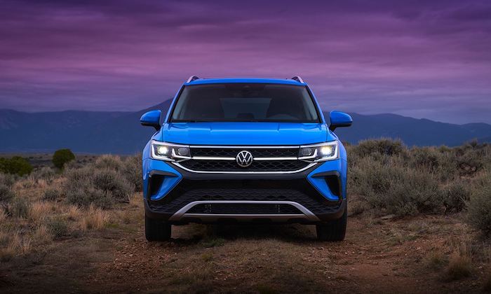 2022 Volkswagen Taos front view