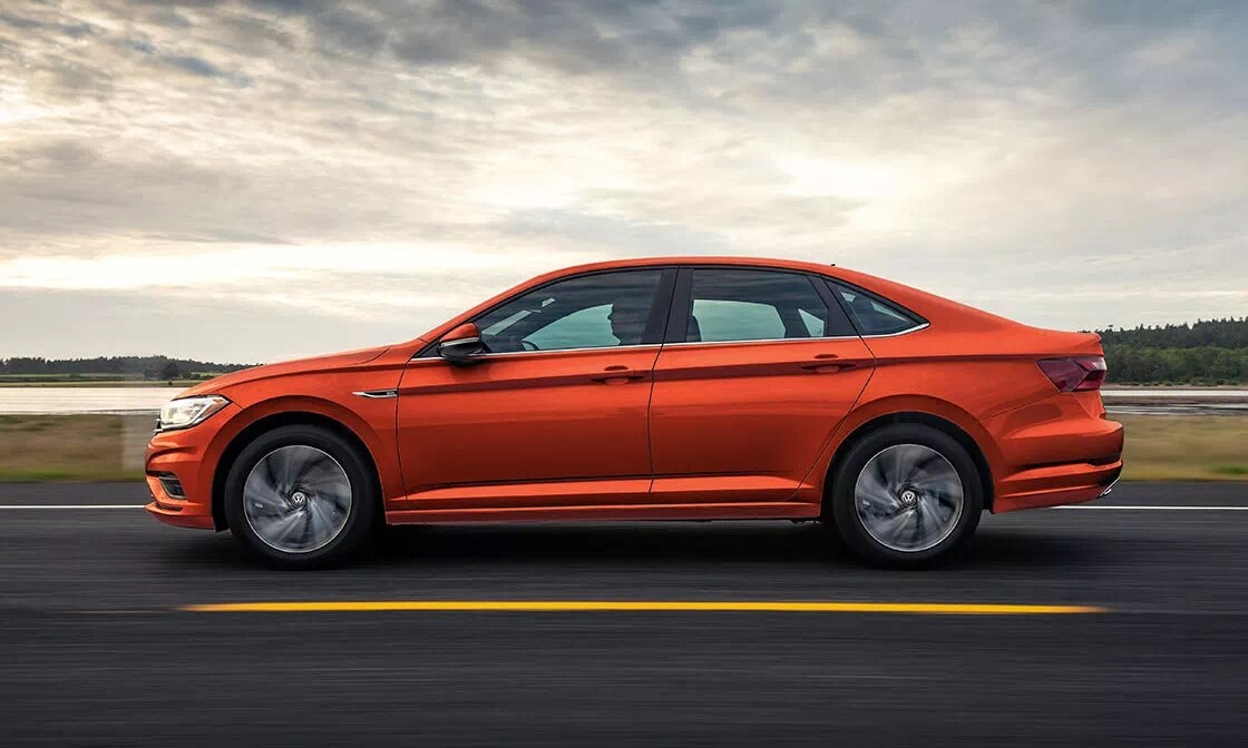 2021 Volkswagen Jetta with Turbocharged engine
