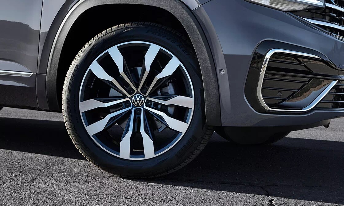 2021 Volkswagen Atlas Cross Sport available 21 inch wheels