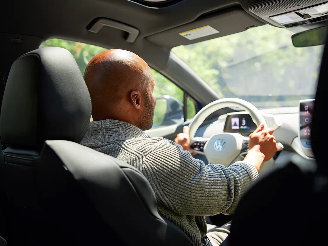 2021 Volkswagen ID.4 with intuitive start