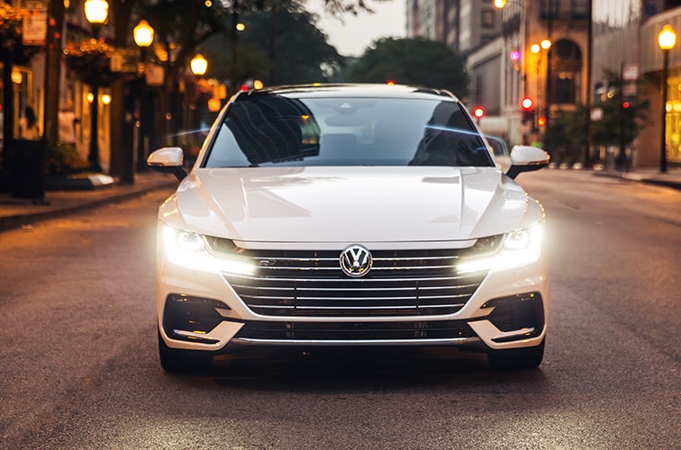 2020 Volkswagen Arteon in Pure White