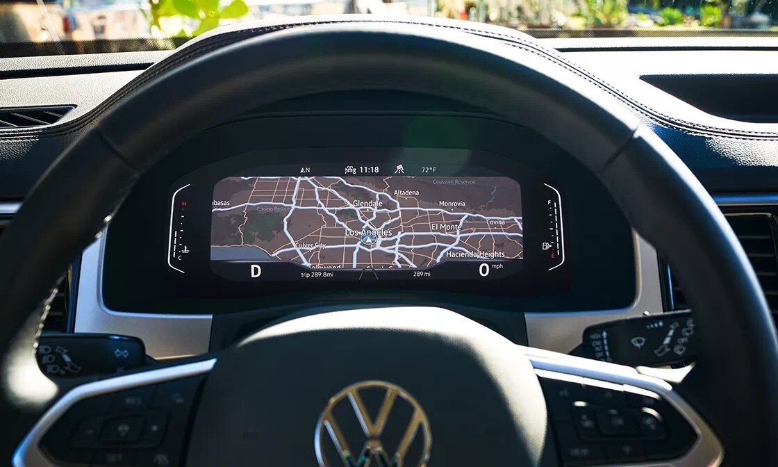 2021 Volkswagen Atlas with wireless charging