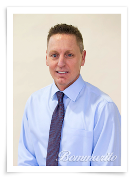Guy Taylor Get a Car Loan in Hazelwood, Missouri