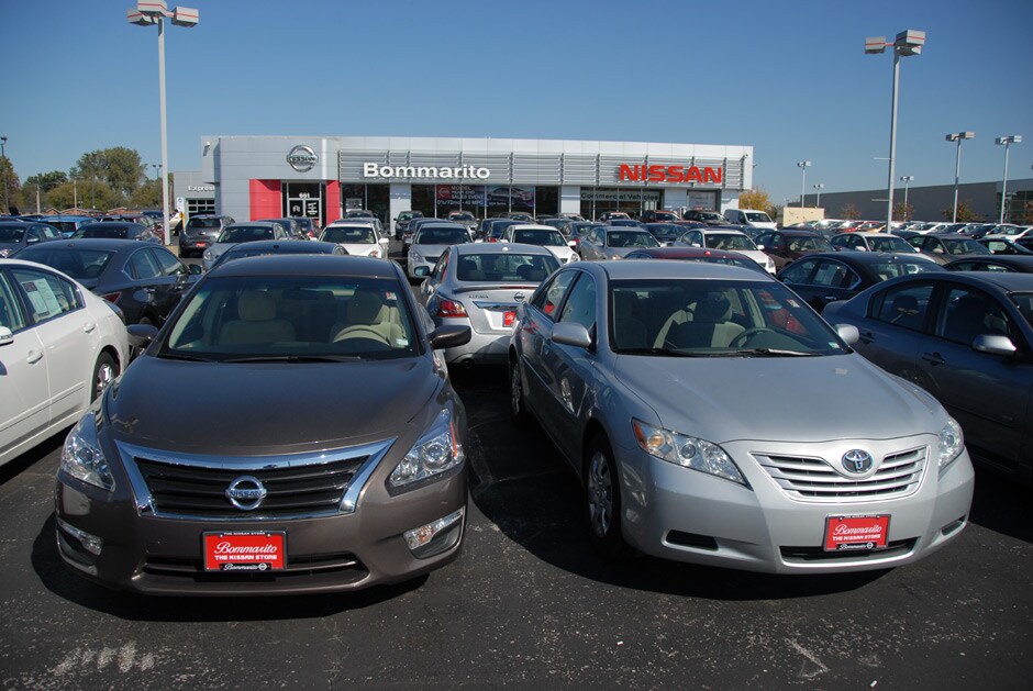 Hazelwood Nissan Dealer Bommarito Nissan of Hazelwood