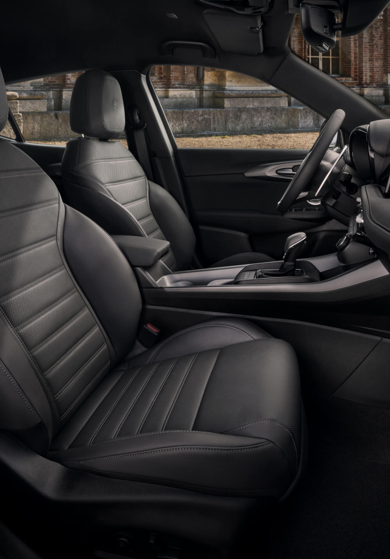 Alfa Romeo Tonale Interior Features