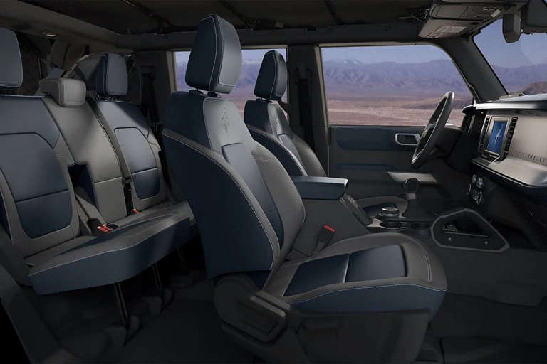 10_12_ford-bronco_leather_seating.jpg