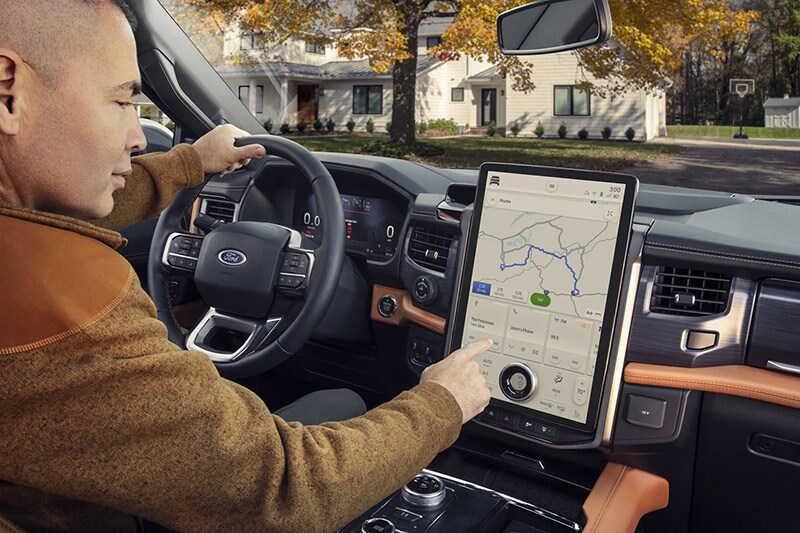 11_23_ford_expedition_synch.jpg
