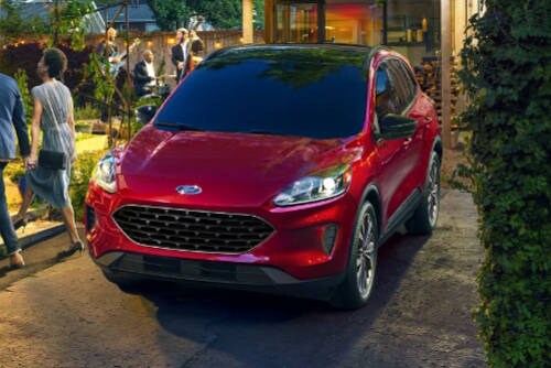 10_13_ford-escape_front2.jpg