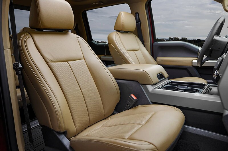 12_12_super_duty_interior.jpg