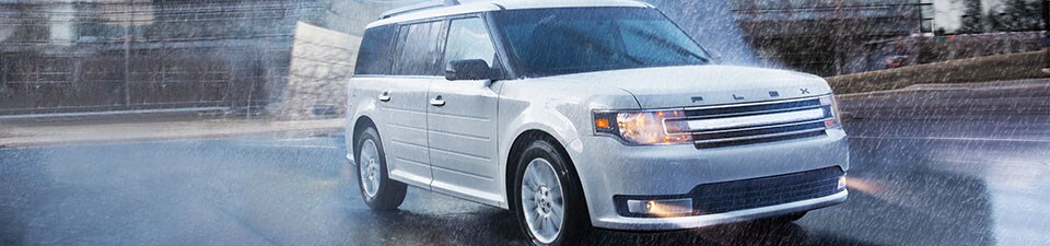 2019 Ford Flex in rain .jpg