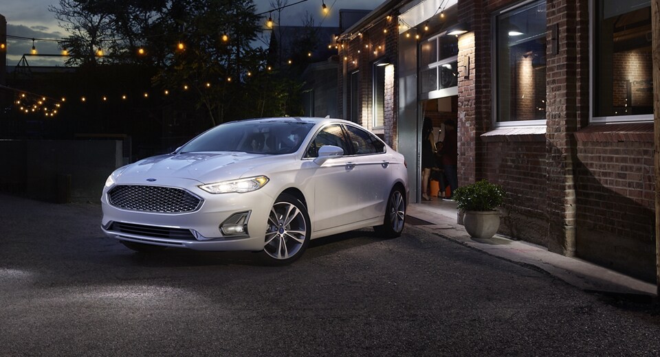Ford-Fusion-Hybrid.jpg