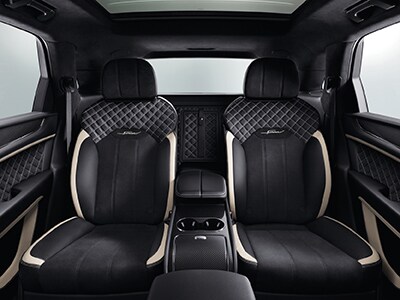 NEW BENTAYGA SPEED back seat