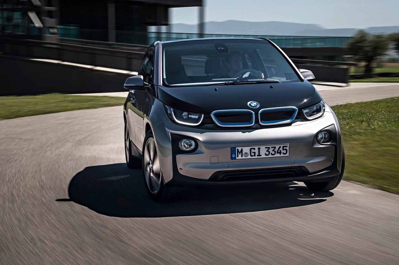 2014bmwi3debut034.jpg
