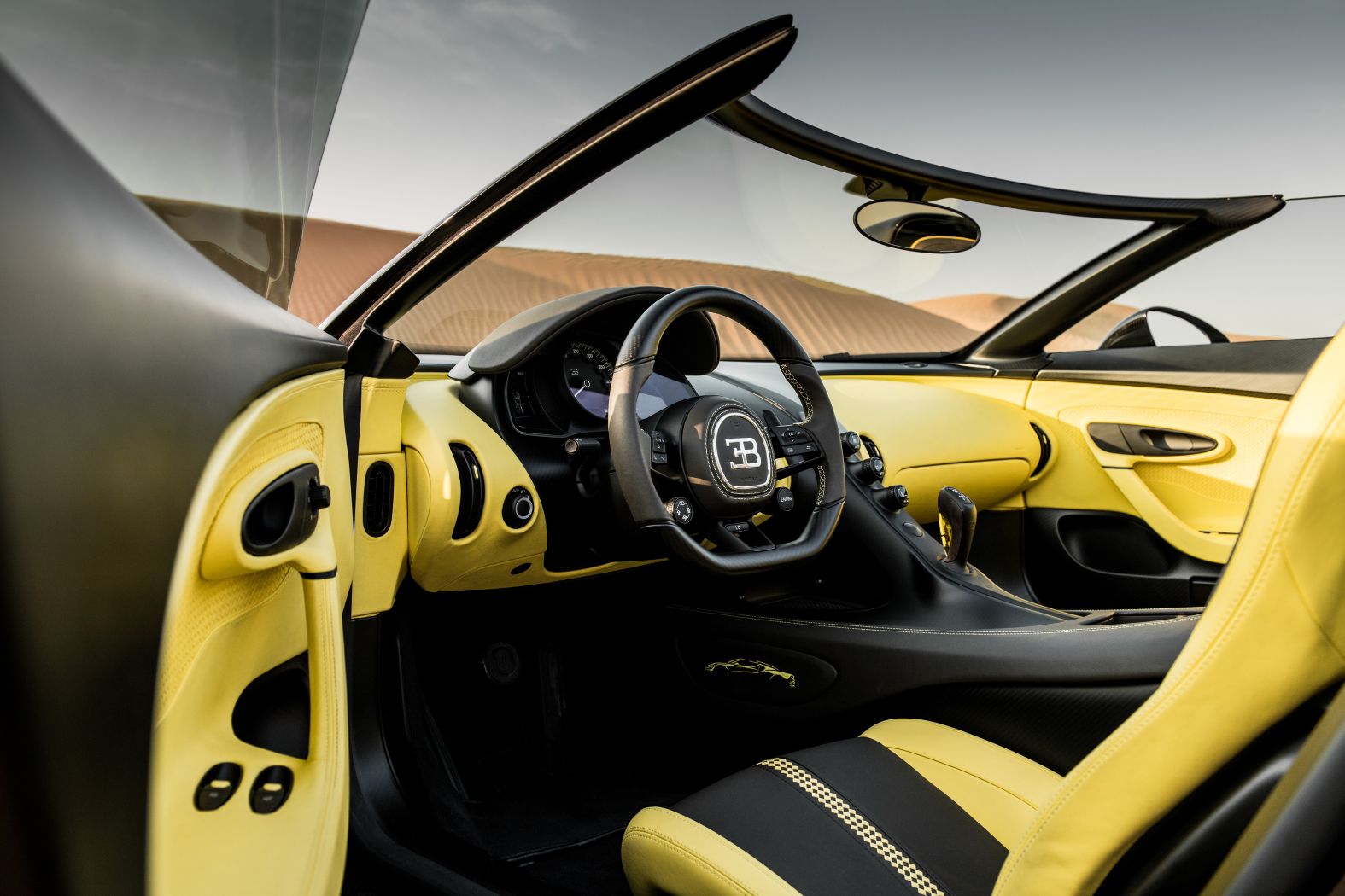 Bugatti W16 Mistral Interior