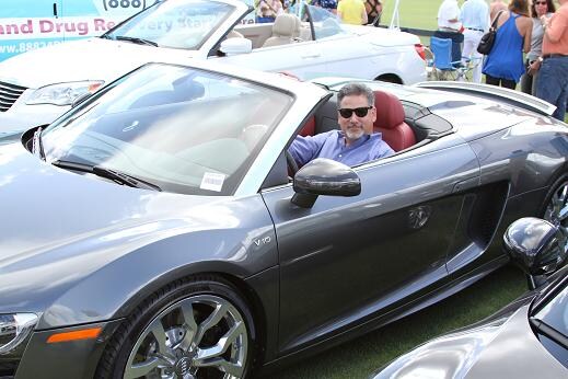 Guy in R8.JPG