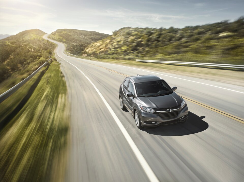 2017-Honda-HRV-EXL-SUV-L03.png