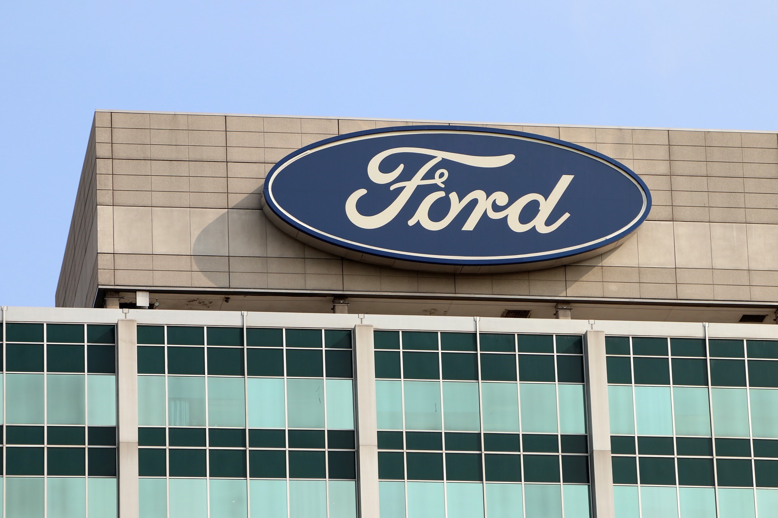 Ford logo logo logo.jpg