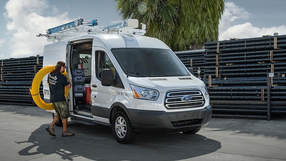 Ford Transit.jpg