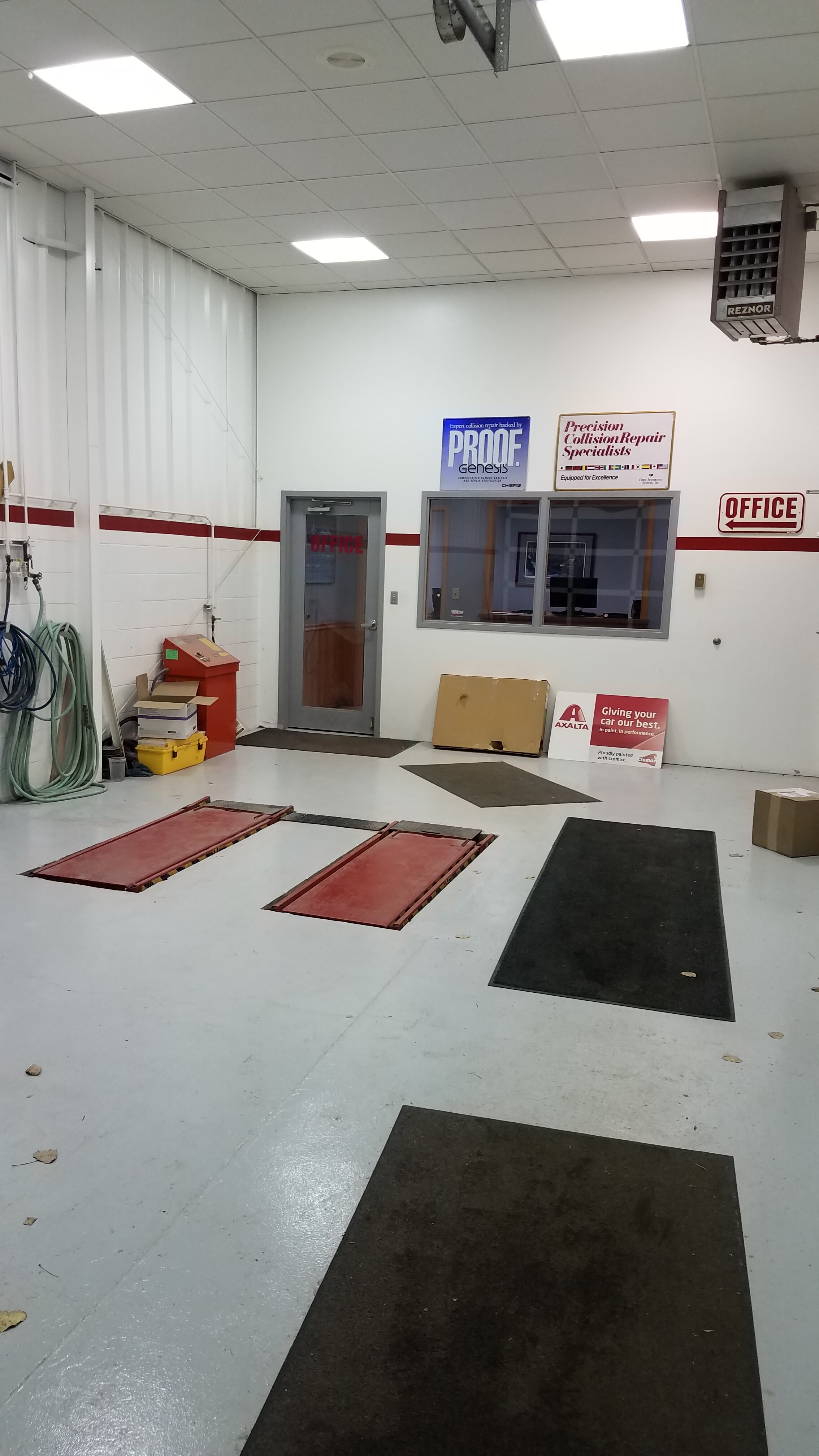 Collision Center Appraisal Bay Dick Brantmeier