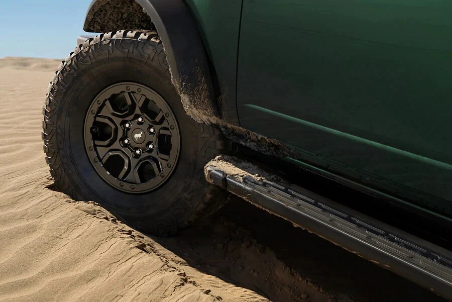 bronco-08.webp