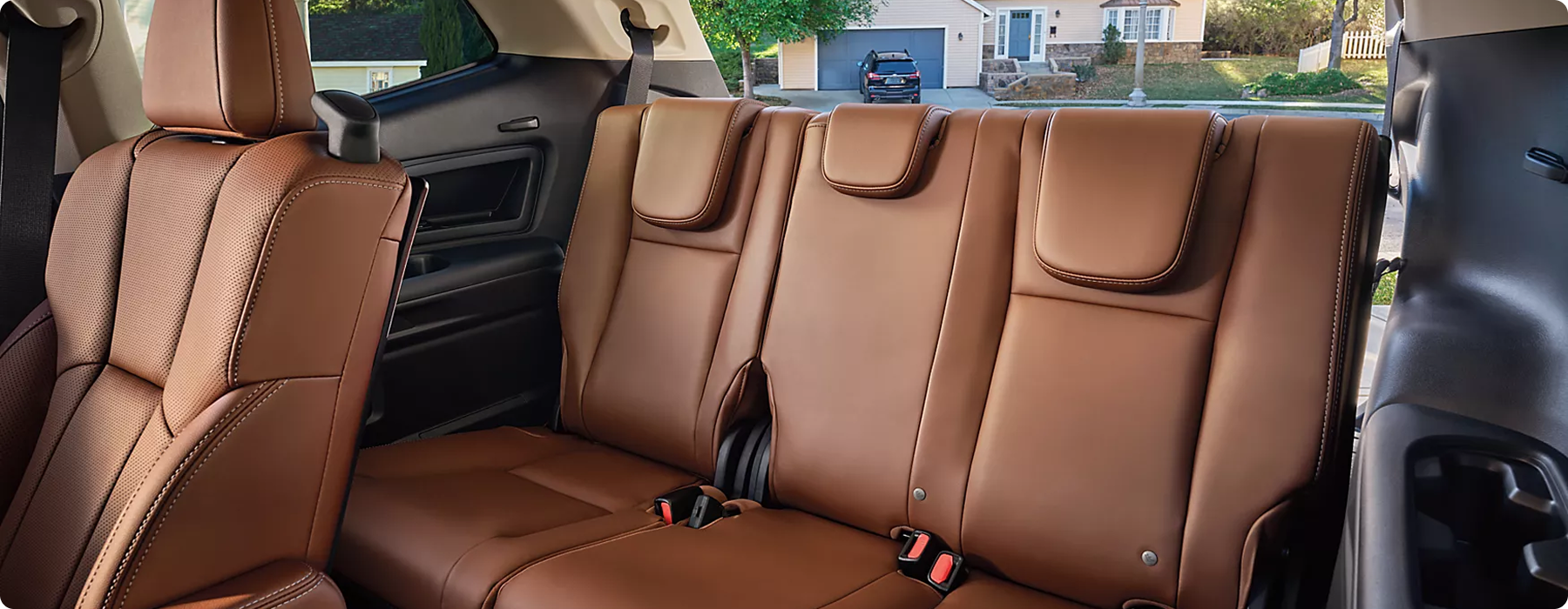Spacious, Connected, and Comfortable 3-Row SUV Interior