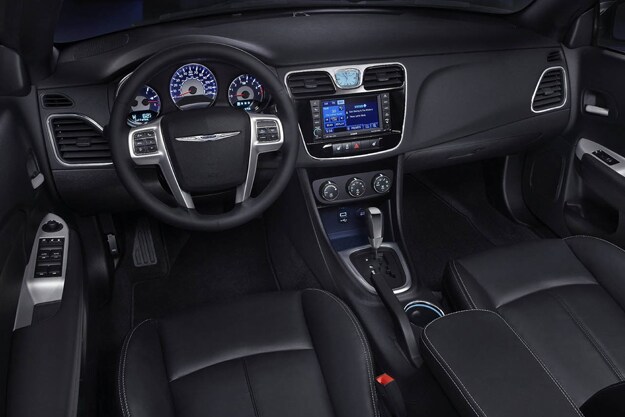 200-interior.jpg