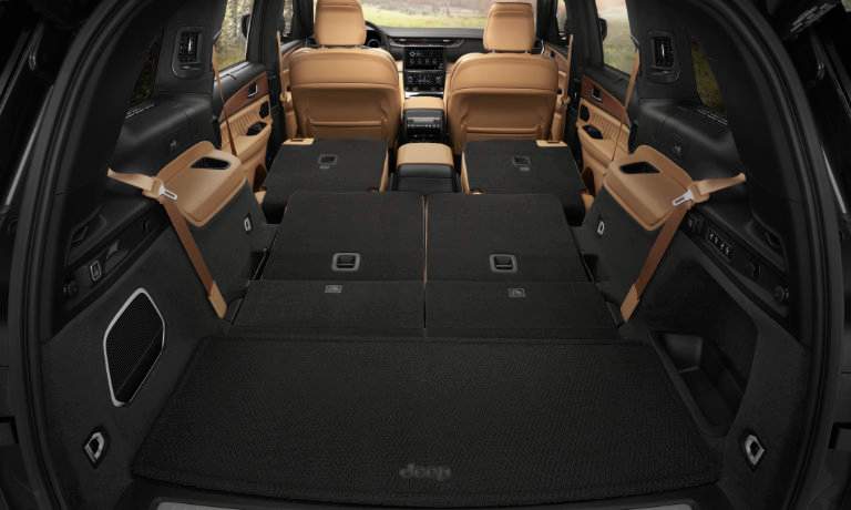 2025 Jeep Grand Cherokee L cargo space