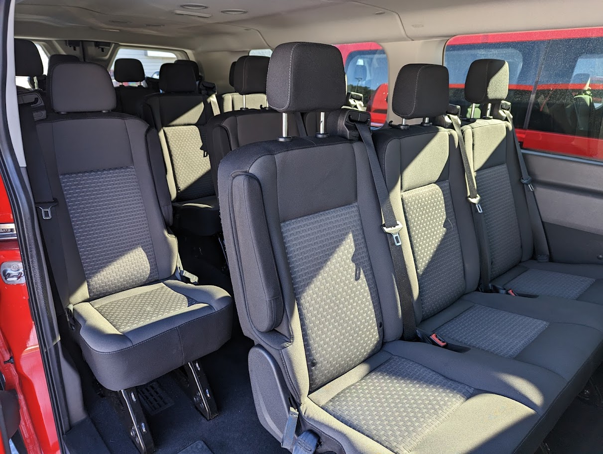 Ford Transit low roof 15 passenger photo