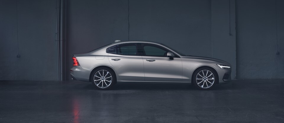 VolvoS60 Luxury Car.jpg