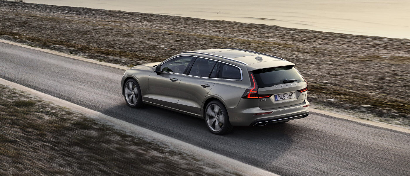 2021 Volvo V60 exterior view